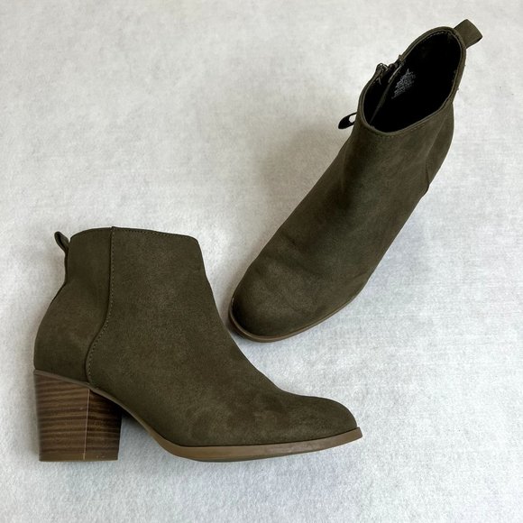 Old Navy Shoes - Old Navy Green Heeled Ankle Booties